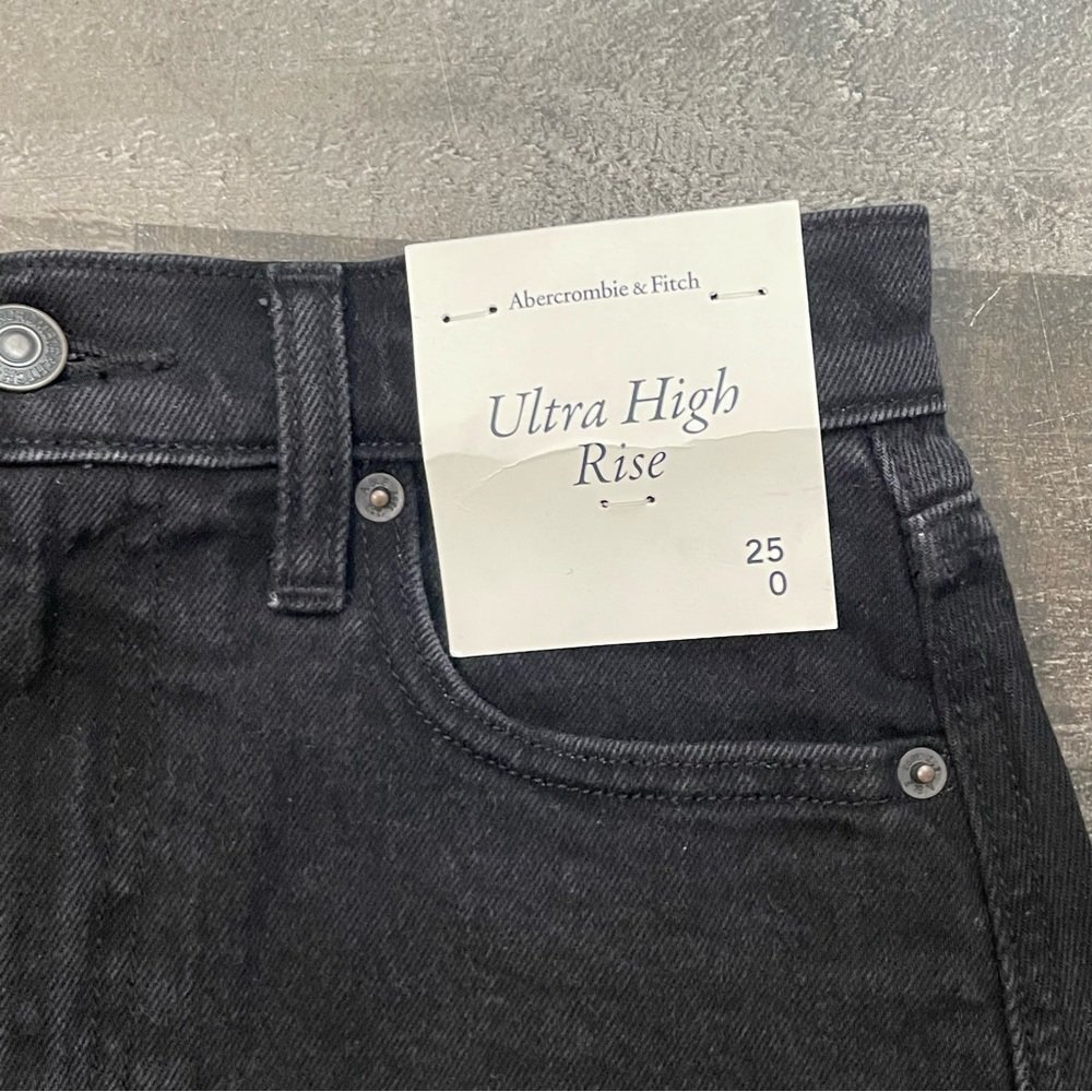 Abercrombie & Fitch Denim Mini Skirt Ultra High Rise Women’s Size 25/0 Black NWT - Picture 5 of 12